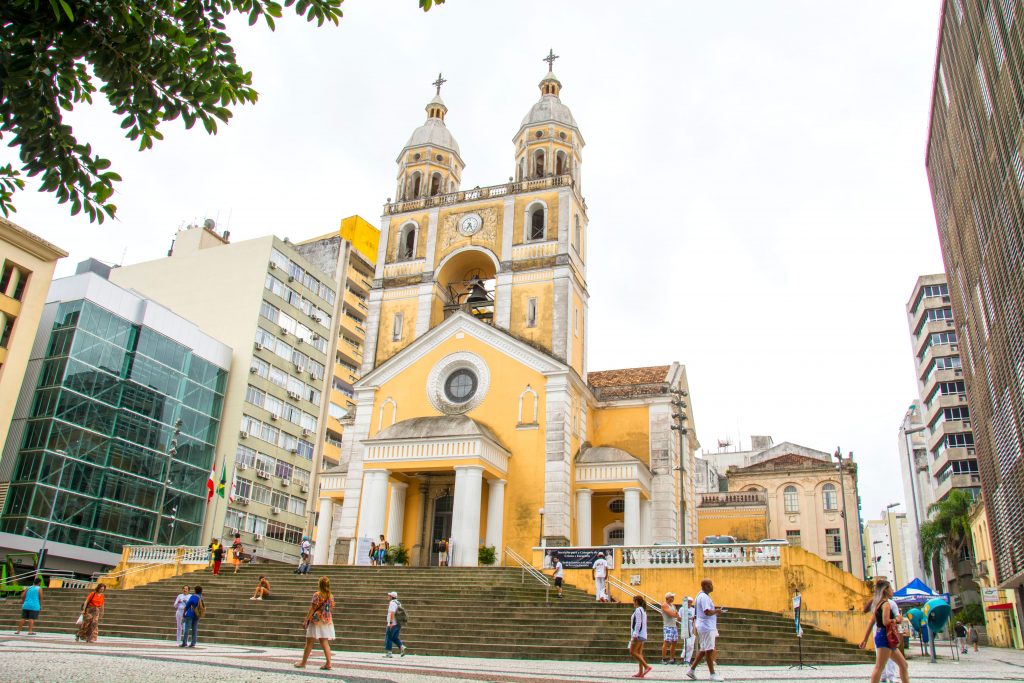 Catedral Metropolitana - Florianópolis - Santa Catarina | Crédito editorial: Alena Zharava / Shutterstock.com