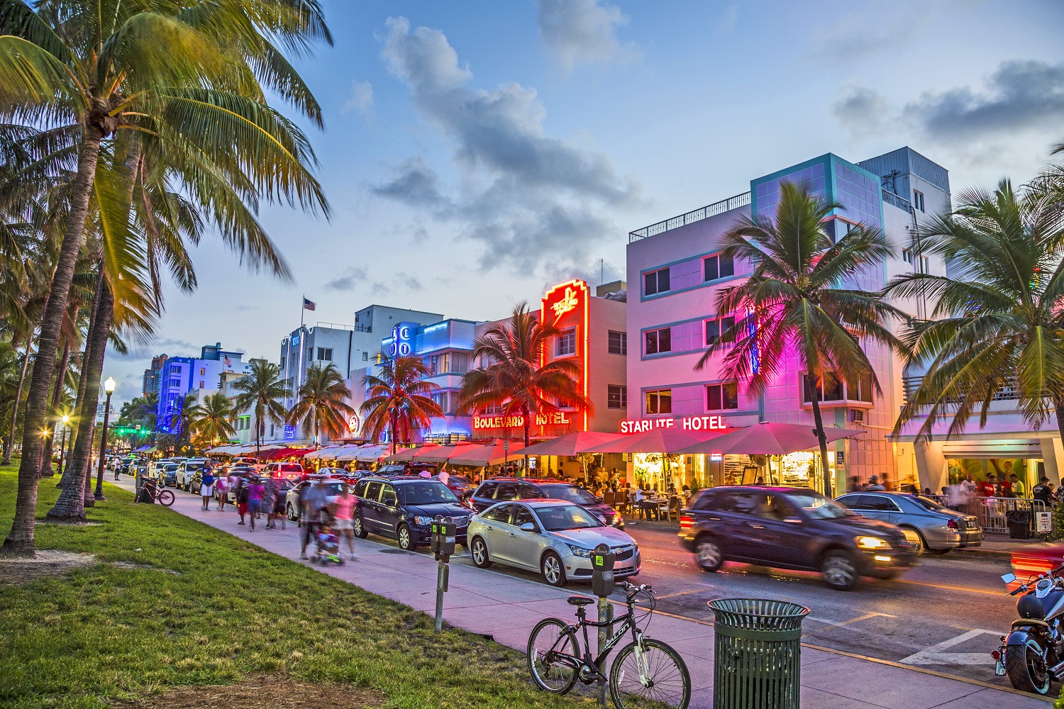 Fazendo compras em Miami, nos Estados Unidos Segue Viagem