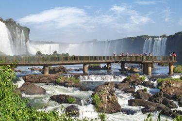 Cataratas do Iguaçu Foz do Iguaçu Paraná Crédito Shutterstock reduzida