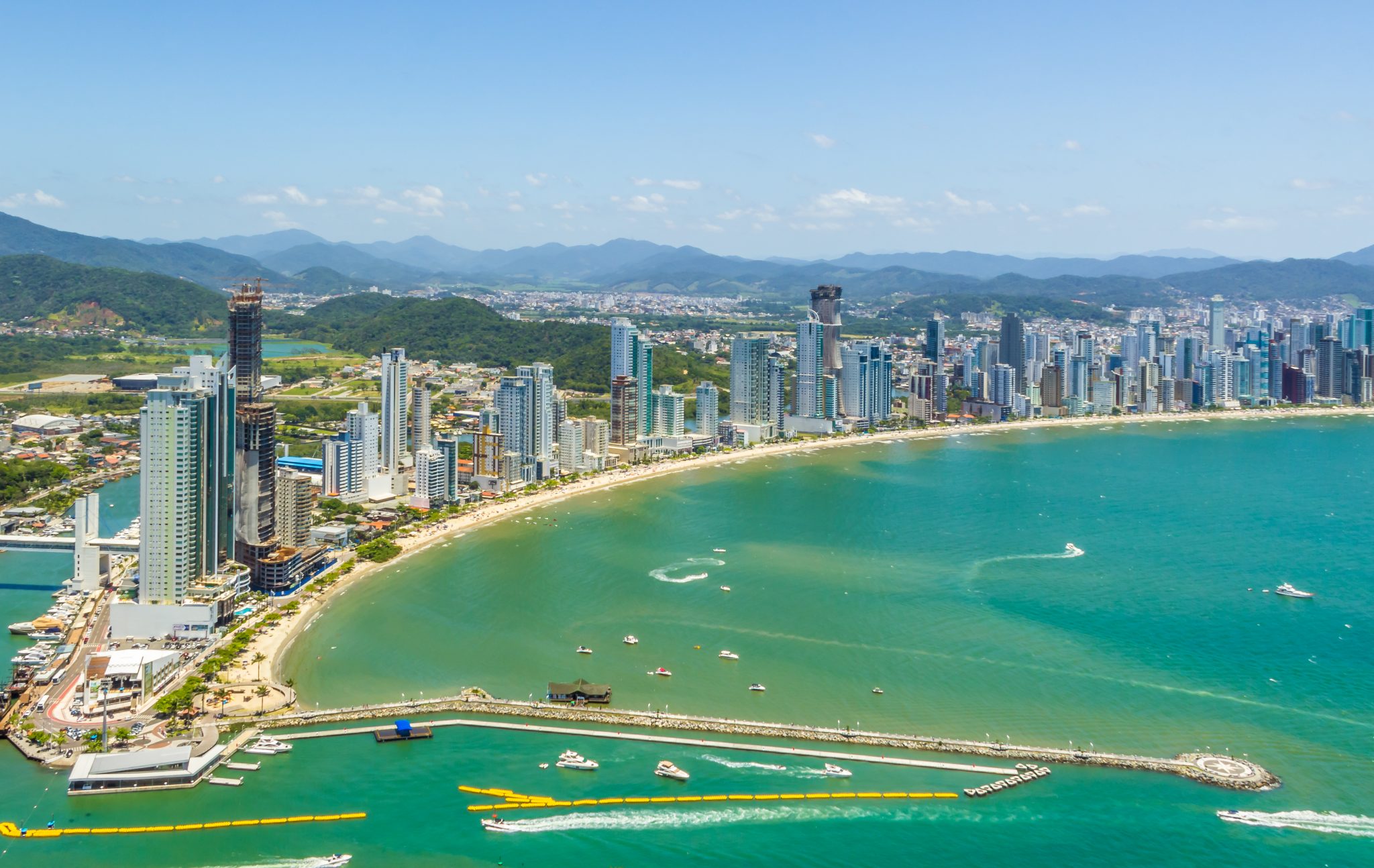 Balneário Camboriú - Santa Catarina | Crédito: Shutterstock