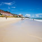 Praia de Taípe - Trancoso - Bahia | Crédito editorial: Luis War/Shutterstock.com