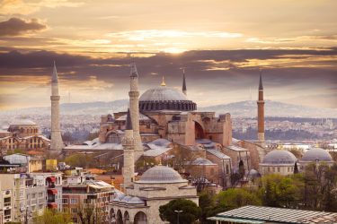 Hagia Sophia Istambul Turquia shutterstock 277651025