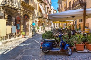 Cefalu Sicilia Italia shutterstock 706756474