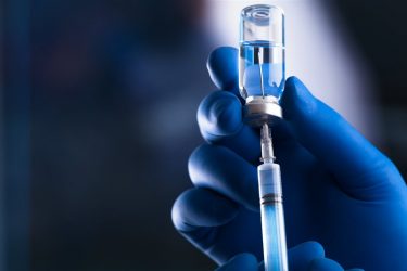 OMS Confira a lista de países abertos para viajantes vacinados