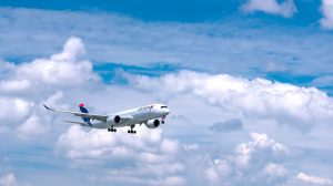 Clientes LATAM Pass ganham espaço exclusivo no aeroporto de Guarulhos, em São Paulo | Crédito editorial: Huy Thoai/Shutterstock.com