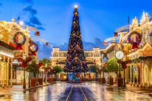 Disney Very Merriest After Hours: assim como todo o Magic Kingdom Park, a Main Street, U.S.A. vai receber decoração diferenciada | Crédito: ©Disney